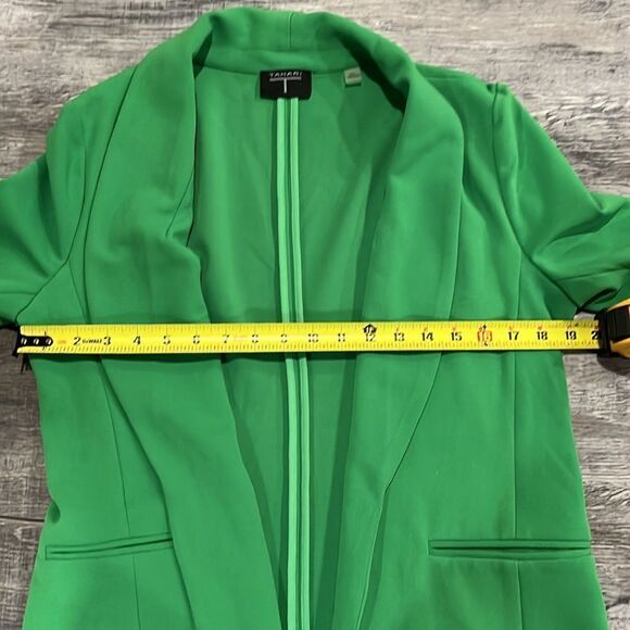 Tahari green open blazer - small - Picture 7 of 7